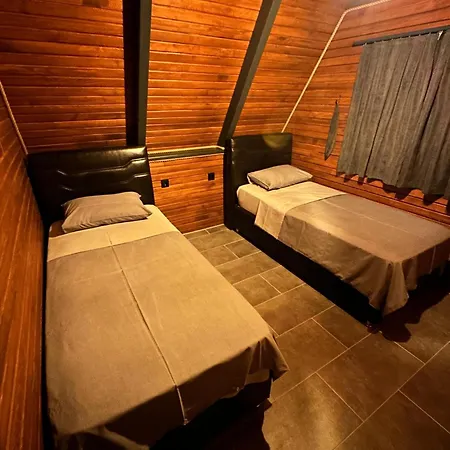 Ttsuit Guest house *